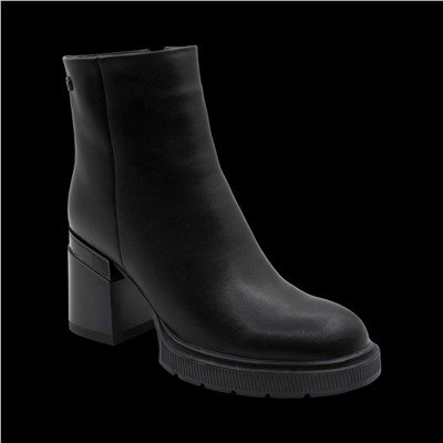 Ботинки из натуральной кожи на меху РМ-093-1 черные