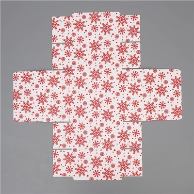 Подарочная коробка новогодняя складная «Волшебный Новый год», 15×15×8 см