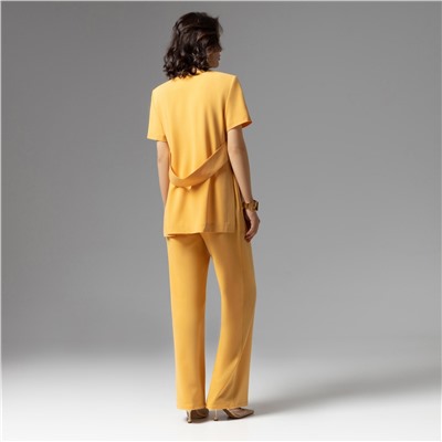 Брючный костюм с разрезами, На шаг впереди моды (яркий)