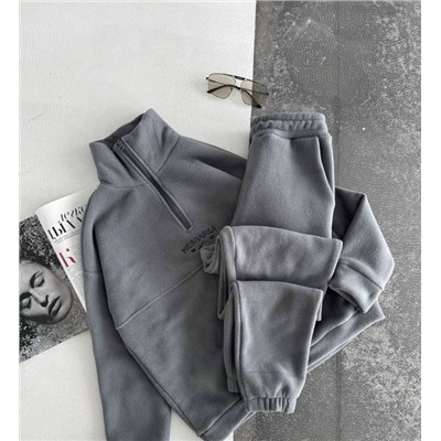 Спортивный костюм #23062660