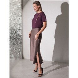 Нарядная футболка с блестящим принтом