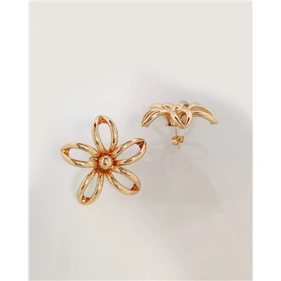 Стильные серьги