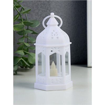 Светодиодная свеча в подсвечнике RISALUX «Фонарь изыска», LED-ночник, от батареек 3×LR44, белый, 6.3×5.5×11.5 см