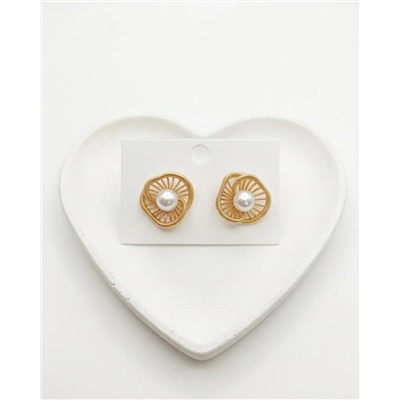 Стильные серьги