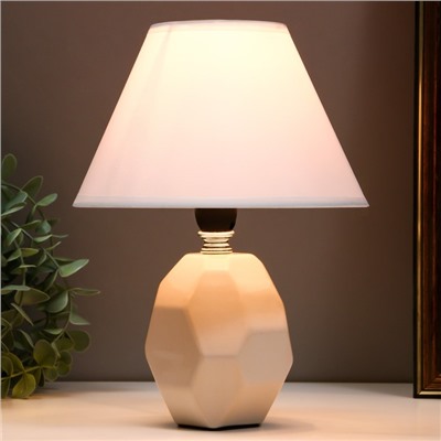 Настольная лампа «Жаклин» E14 40 Вт белый 18×18×24 см RISALUX