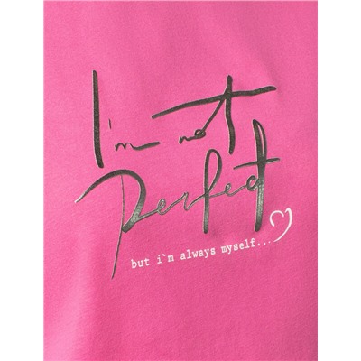 Футболка из 100% хлопка с авторским принтом.