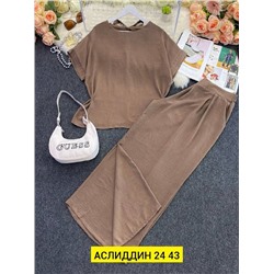 Костюм женский