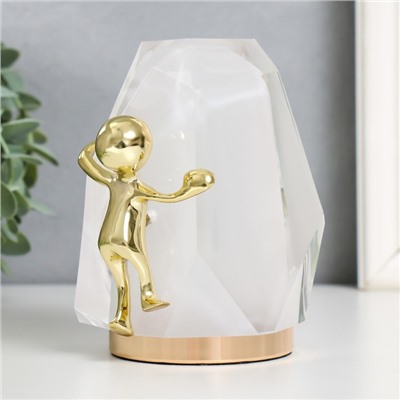 Фигурка «Человек вверх по льдине», 10×10×13 см