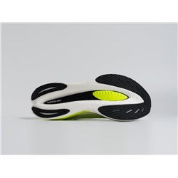 Кроссовки New Balance FuelCell SC Elite v3