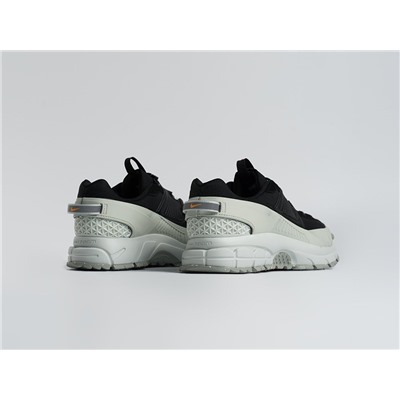 Кроссовки Nike Zoom Vomero 5 Roam