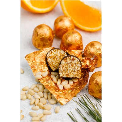 Кедровый грильяж / Апельсин и Корица / шоу-бокс/ 540 г / ТМ Сибирский кедр