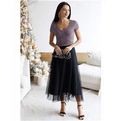 Футболка из плотного трикотажа с плетением риб 1*1