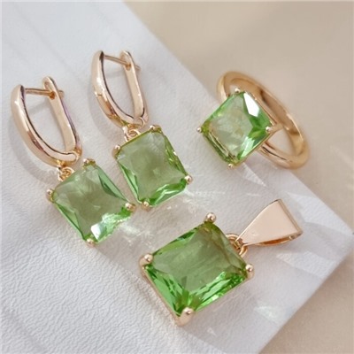 Комплект ювелирной бижутерии коллекция "Дубай" серьги, кулон и кольцо 17 р покрытие позолота, вставка: стекло, цвет: светло-зеленый, арт.215.579-17