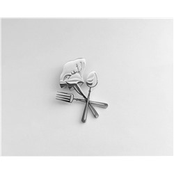 Брошь из стали