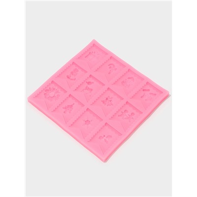 Молд для заливки новогодний «Новогодние флажки», силикон, 13.5×13.5×0.8 см, розовый