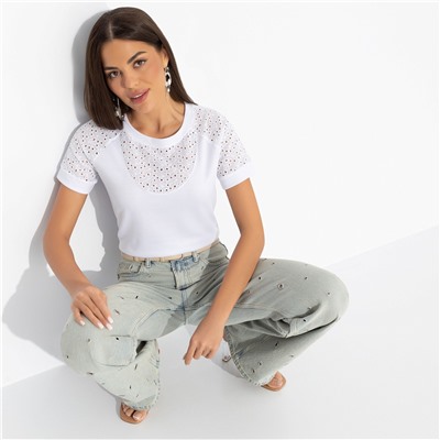 Футболка с перфорацией, Эстетика простоты