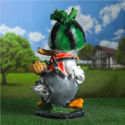 Садовая фигура из полистоуна «Утёнок с арбузом», 25×28×55 см