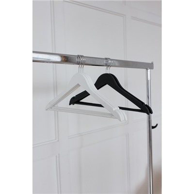 Плечики - вешалки для одежды LaDо́m Soft-Touch, 3 шт., деревянные, с перекладиной, широкие плечики, 44.5×23 см, белые