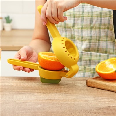 Соковыжималка ручная Доляна Juicer, жёлтая, зелёная