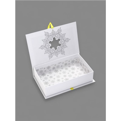 Коробка подарочная‒книга «Волшебного Нового года», тиснение, 20×12.5×5 см