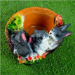 Фигурное кашпо для цветов «Зайцы в лукошке», 20×15×13 см, гипс