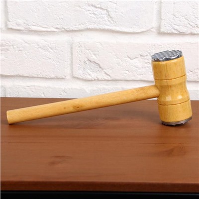 Подарочный набор «Лучшему во всём»: фартук, молоток для мяса