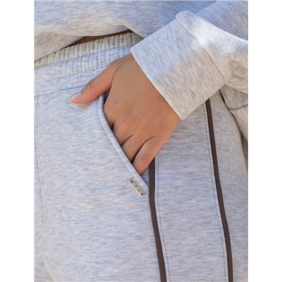 Теплые брюки джоггеры из эластичного футера трехнитки с начесом