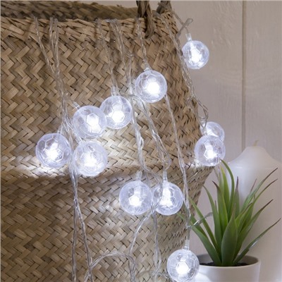 УЦЕНКА Гирлянда «Нить», 5 м, с насадками «Футбольный мяч», IP20, 20 LED, 220 В, 8 режимов, прозрачная нить, свечение белое