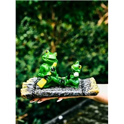 Садовая фигура из полистоуна «Лягушка на плоту», 17×11×9.5 см, водоплавающая