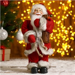 Дед Мороз под ёлку «Зимнее волшебство. В красной шубке, с брёвнышком», 29 см