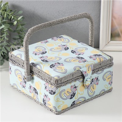 Шкатулка для рукоделия и шитья «Котята на клубка×», хранение ниток, иголок, мелочи, 20×20×11 см