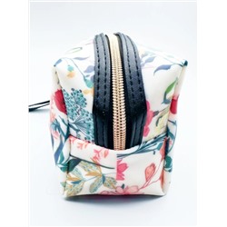Sunflower Косметичка-пенал женская непромокаемая 1605, разноцветные цветы и травы 21021