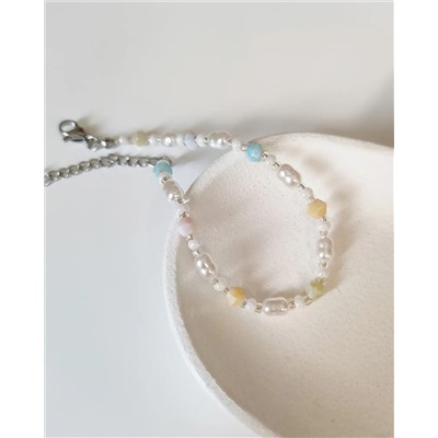 Браслет из бусин