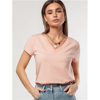 Футболка из премиального хлопка с V-образным вырезом