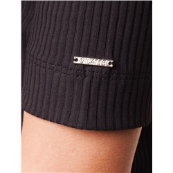 Водолазка из фактурного трикотажа в рубчик