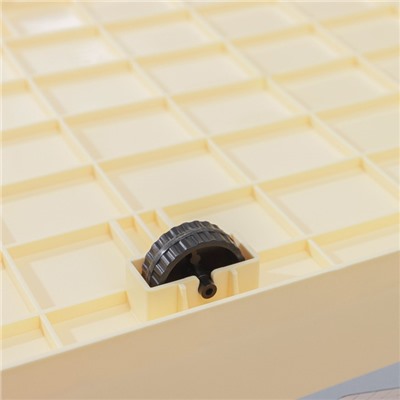 Контейнер для хранения, 50 л, 59×39×32 см, с крышкой, на колёсиках, цвет слоновая кость