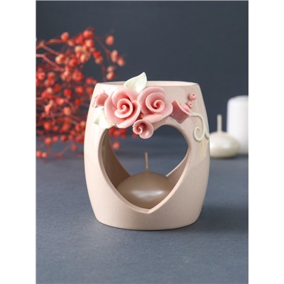 Аромалампа для эфирных масел «Сердце с розами», керамика, бежевая, 8×8×9 см