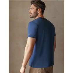 Футболка из премиального хлопка с авторским принтом