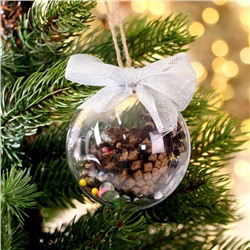 Елочный шар с декором конфетти