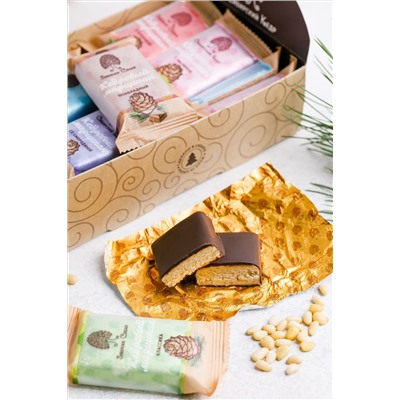 Кедровый марципан Ассорти / 7 вкусов / шоу-бокс / 18 шт / 720 г / ТМ Сибирский кедр