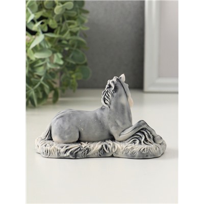 Фигурка «Лошадь лежащая», 7 см