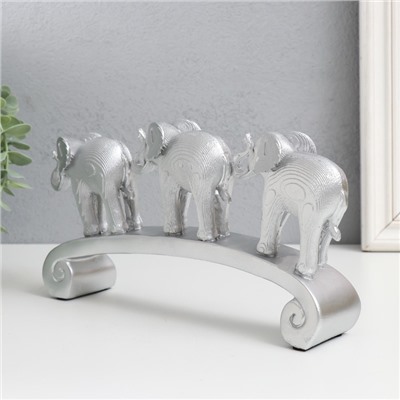 Фигурка полистоун «Три серебристых слона на дуге, слои», 26×5.5×13 см