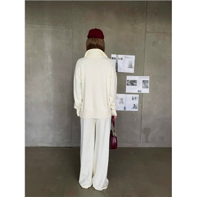 Спортивный костюм #23073147