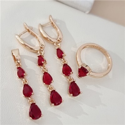 Комплект ювелирной бижутерии коллекция "Дубай" серьги, кулон и кольцо 19 р, покрытие позолота, вставка: фианиты, цвет: рубиновый, арт.414.307-19