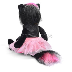 Кошка Фло в кожаной жилетке и юбке В27