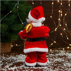 Дед Мороз под ёлку «Зимнее волшебство. Новогодняя игрушка в шубке, ремешок, с фонариком» с подсветкой, двигается, 27 см