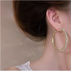 Серьги кольца с сияющими кристаллами 1 пара. Цвет: ЗОЛОТО