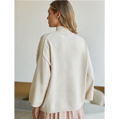 Свитер из пряжи с кашемиром