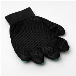 Перчатка - щетка для шерсти на правую руку с удлиненными зубчиками, зелёная