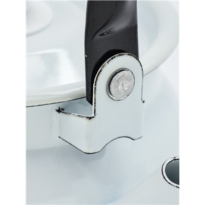 УЦЕНКА Чайник 2,3 л б/деколи(белый) эм.крышка